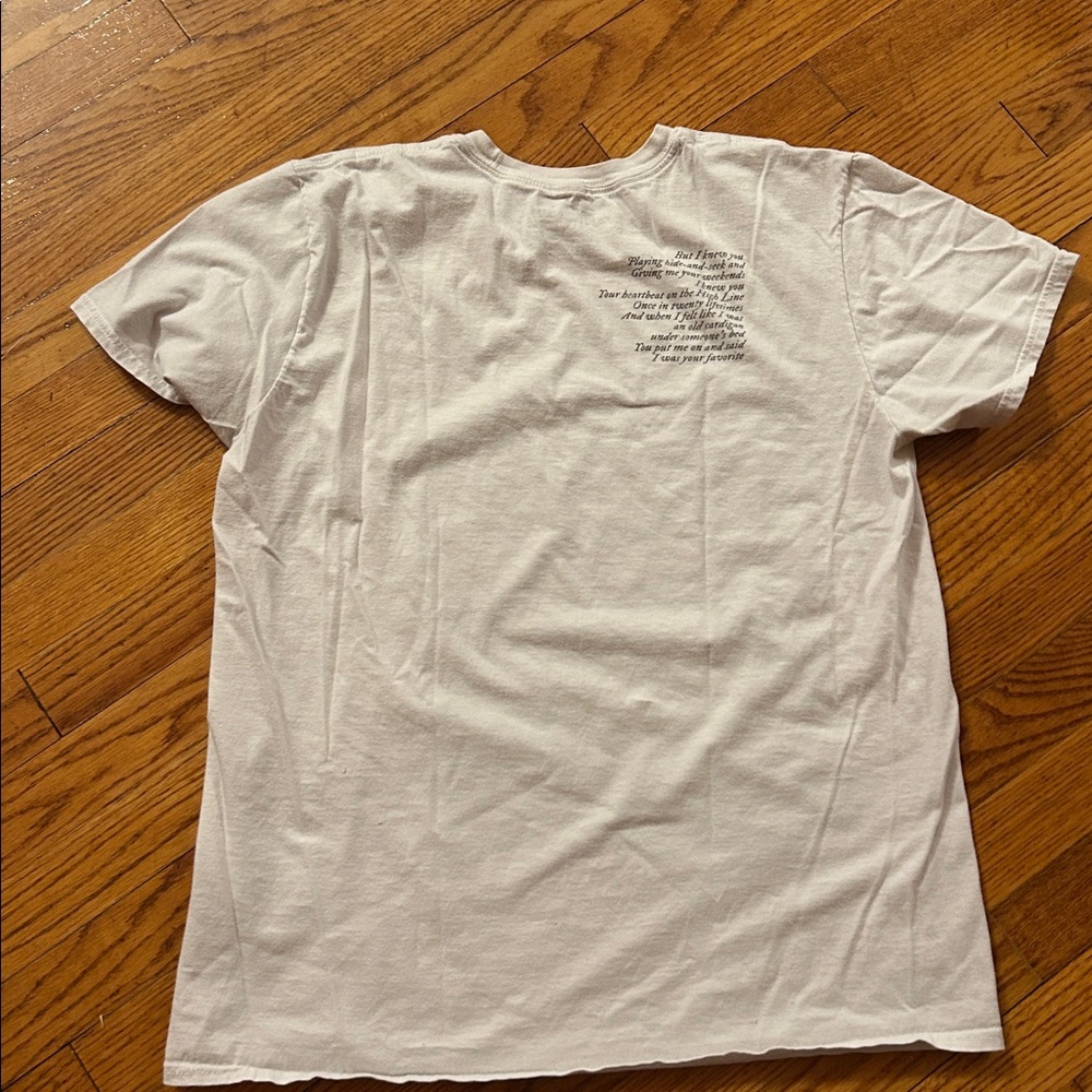 RARE Taylor Swift Folklore t-shirt size Large - Picture 2 of 7